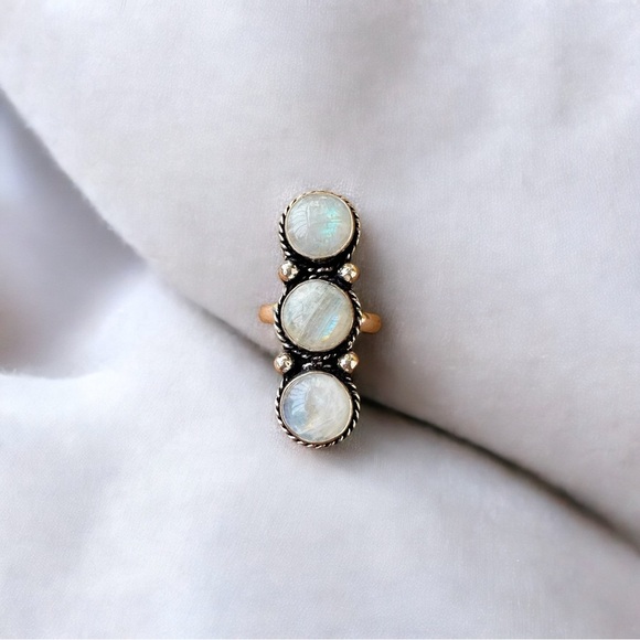 🌙 Triple Rainbow Moonstone Ring ✦ 925 Sterling Silver ✦ Handmade Ethereal Glow - Picture 2 of 10